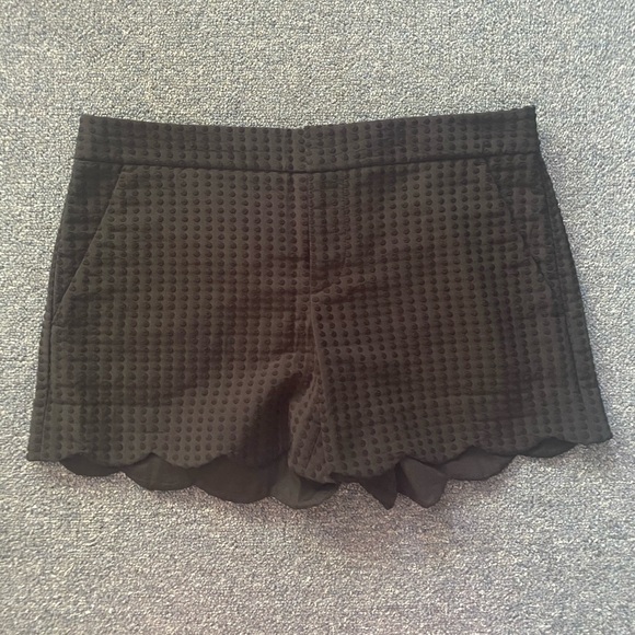 Club Monaco Shorts- Sizes 2-4 - Picture 4 of 7